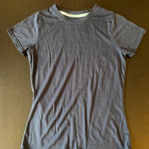 Outdoor Voices Womens short sleeve XS merino wool